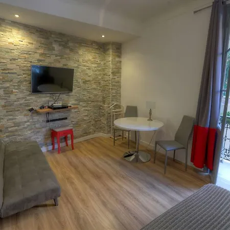 Contrast Luxapart 3 Min Mc Casino Lejlighed *